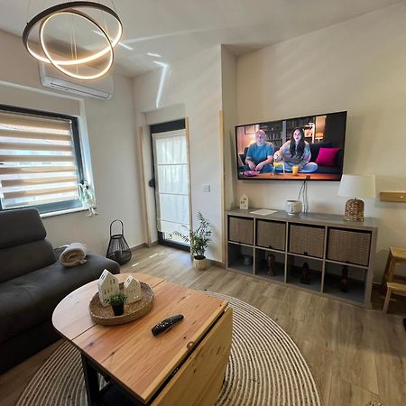 נובה גראדישקה Apartman Sandra מראה חיצוני תמונה