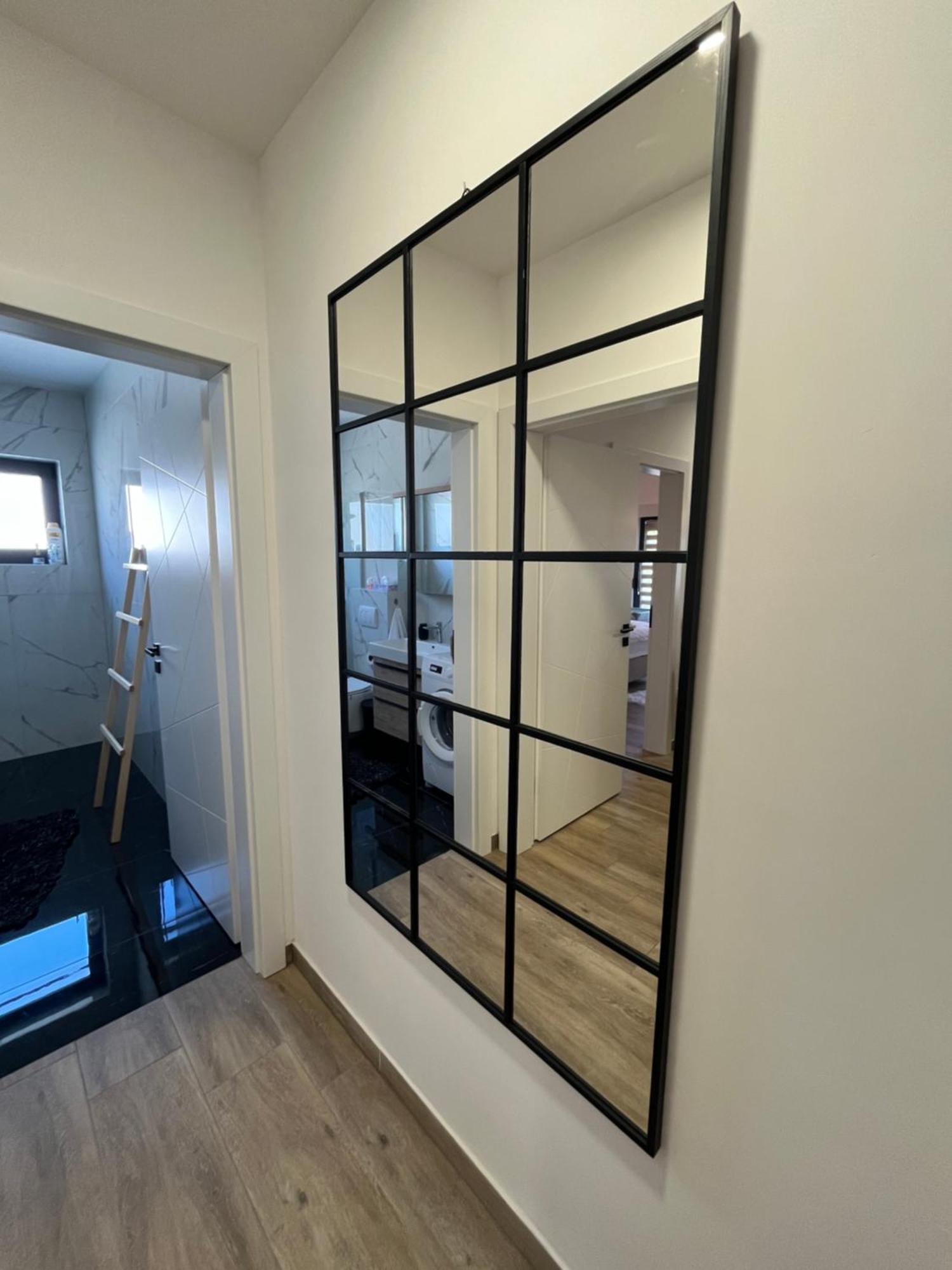 נובה גראדישקה Apartman Sandra מראה חיצוני תמונה