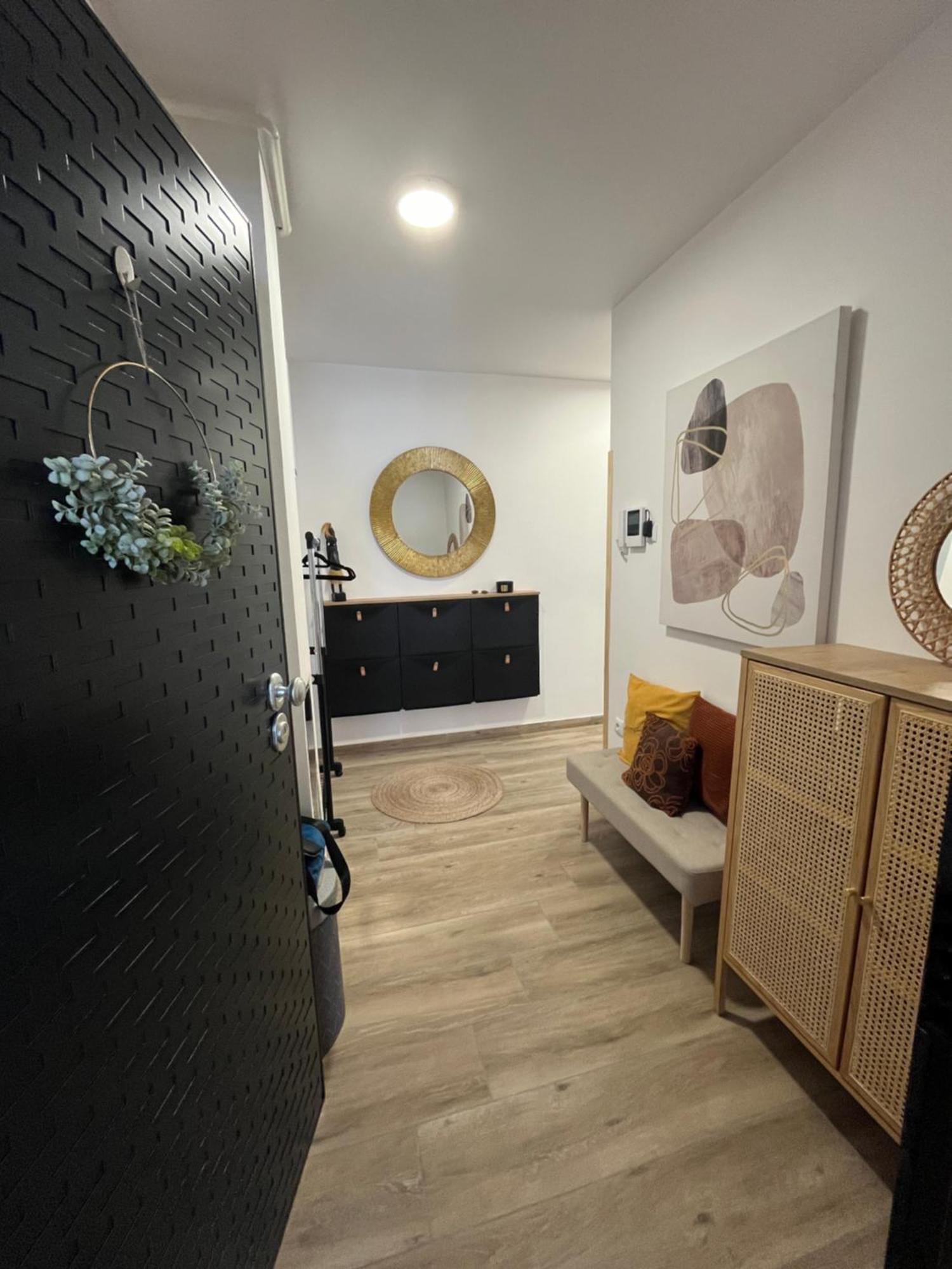 נובה גראדישקה Apartman Sandra מראה חיצוני תמונה
